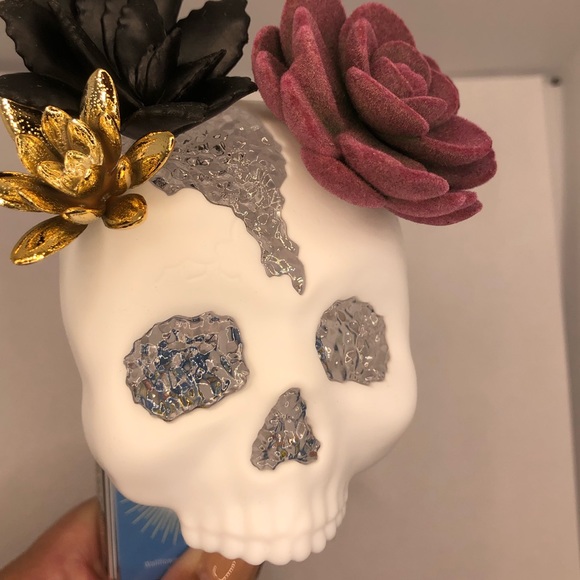 Halloween Skull Crystal Wallflower Bath and Body Works 2022 NWT - Picture 3 of 4